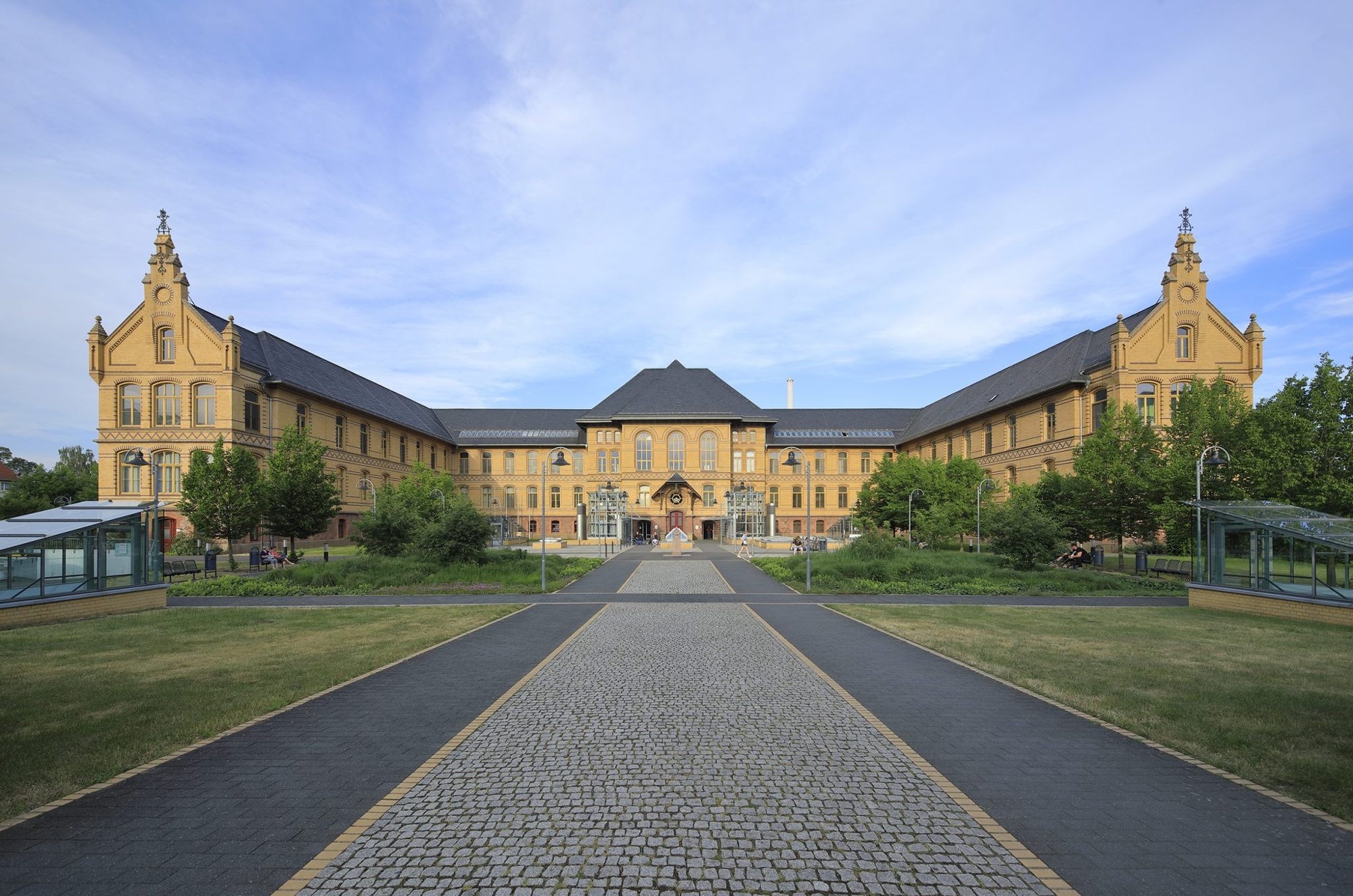 Universitätsklinikum – Zentrum für Onkologie, Ansicht 2